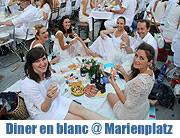 "Dîner en blanc " - edle Facebook Party ganz in Weiß am 15.07.2014 auf dem Münchner Marienplatz. Fotos und Video (©Foto: Marikka-Laila Maisel)